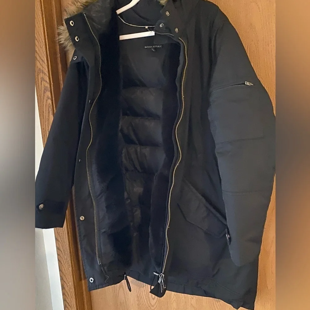 Banana Republic XXL Black Hooded Parka with Faux Fur Trim Coat